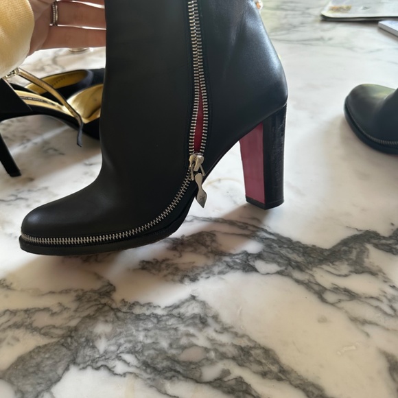 Christian louboutin bootie heels - Picture 4 of 11
